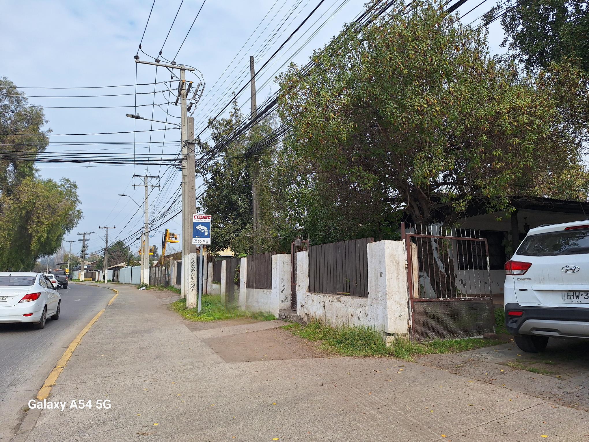 EXCELENTE ESQUINA HABITACIONAL O COMERCIAL